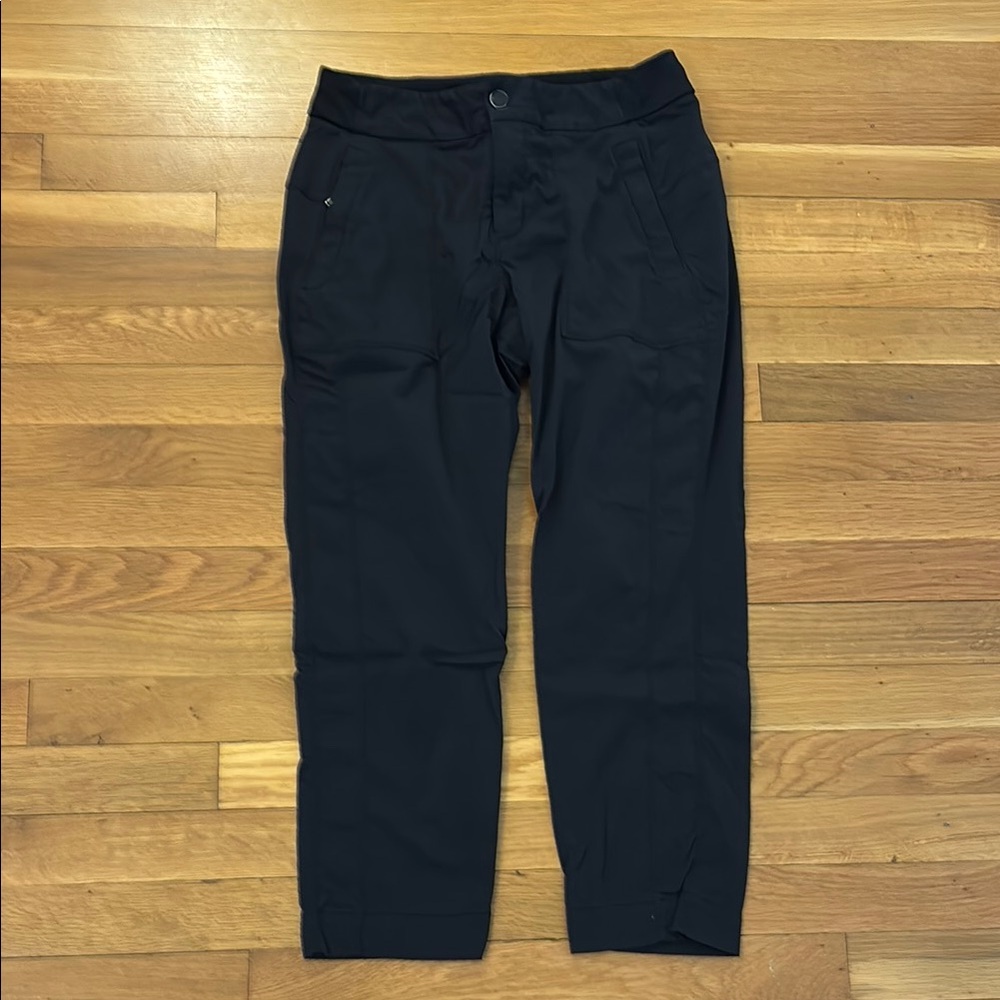 Athleta RN 54023 black size 6.